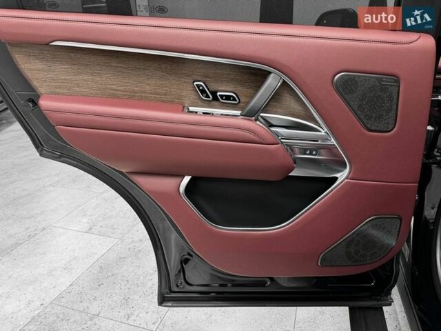 Черный Ленд Ровер Рендж Ровер, объемом двигателя 4.39 л и пробегом 35 тыс. км за 217000 $, фото 26 на Automoto.ua