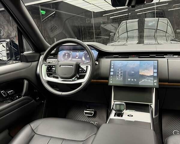 Чорний Ленд Ровер Рендж Ровер, об'ємом двигуна 4.4 л та пробігом 26 тис. км за 285000 $, фото 35 на Automoto.ua