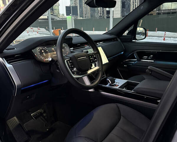 Чорний Ленд Ровер Рендж Ровер, об'ємом двигуна 4.39 л та пробігом 8 тис. км за 190000 $, фото 17 на Automoto.ua