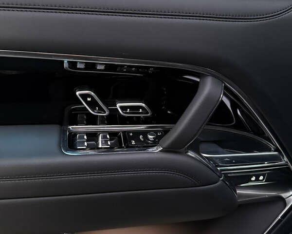 Чорний Ленд Ровер Рендж Ровер, об'ємом двигуна 4.39 л та пробігом 8 тис. км за 190000 $, фото 14 на Automoto.ua