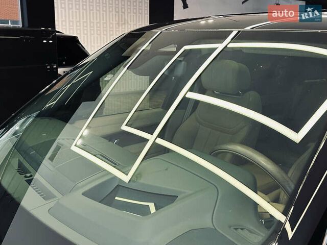 Чорний Ленд Ровер Рендж Ровер, об'ємом двигуна 3 л та пробігом 6 тис. км за 219000 $, фото 19 на Automoto.ua