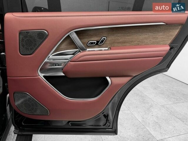 Черный Ленд Ровер Рендж Ровер, объемом двигателя 4.39 л и пробегом 35 тыс. км за 217000 $, фото 35 на Automoto.ua