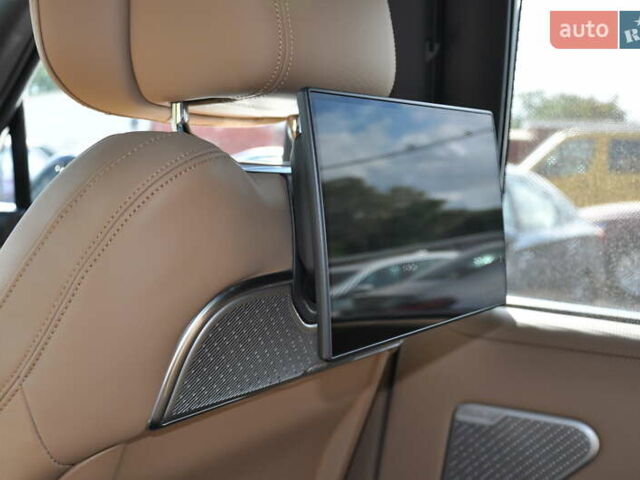 Черный Ленд Ровер Рендж Ровер, объемом двигателя 3 л и пробегом 1 тыс. км за 246169 $, фото 39 на Automoto.ua