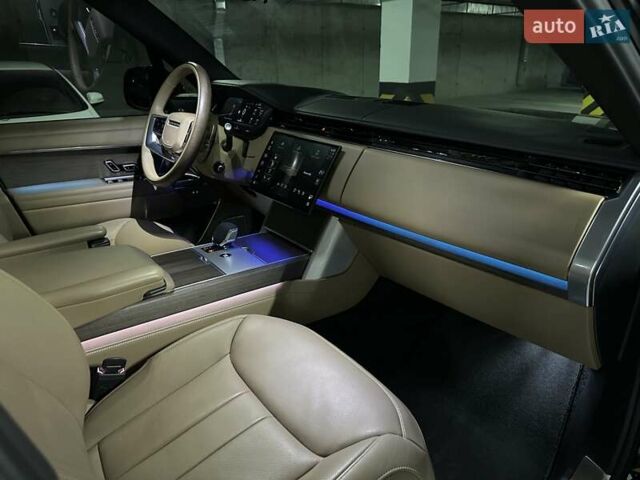 Чорний Ленд Ровер Рендж Ровер, об'ємом двигуна 4.39 л та пробігом 19 тис. км за 225000 $, фото 35 на Automoto.ua