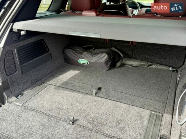 Чорний Ленд Ровер Рендж Ровер, об'ємом двигуна 3 л та пробігом 20 тис. км за 215000 $, фото 41 на Automoto.ua