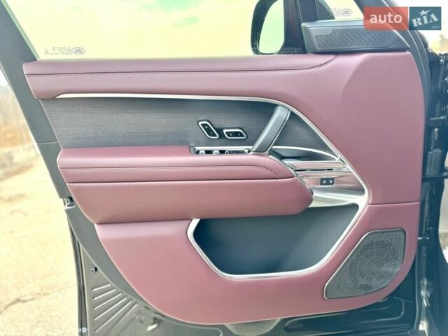 Черный Ленд Ровер Рендж Ровер, объемом двигателя 4.39 л и пробегом 9 тыс. км за 270000 $, фото 21 на Automoto.ua