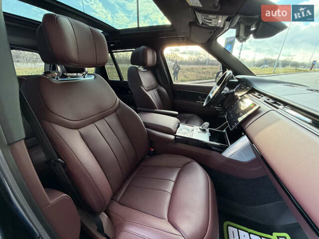 Черный Ленд Ровер Рендж Ровер, объемом двигателя 4.4 л и пробегом 5 тыс. км за 309000 $, фото 37 на Automoto.ua