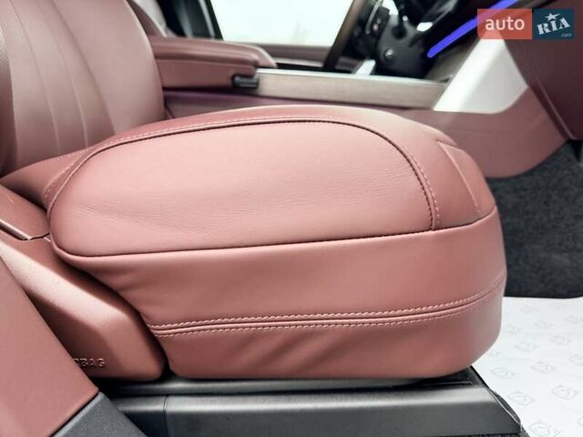 Чорний Ленд Ровер Рендж Ровер, об'ємом двигуна 3 л та пробігом 24 тис. км за 239000 $, фото 32 на Automoto.ua