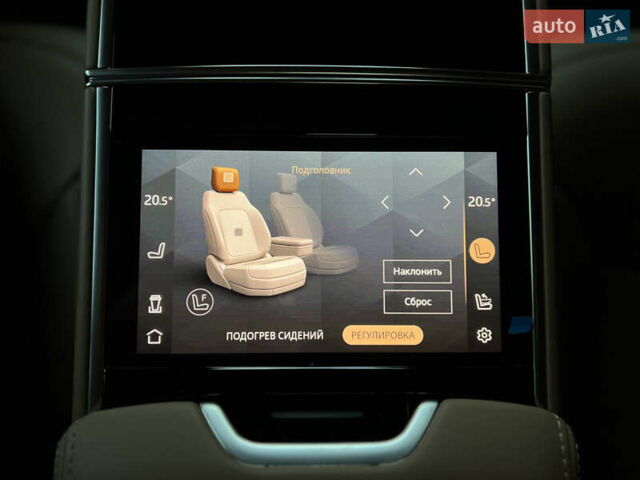 Чорний Ленд Ровер Рендж Ровер, об'ємом двигуна 4.39 л та пробігом 14 тис. км за 240000 $, фото 44 на Automoto.ua