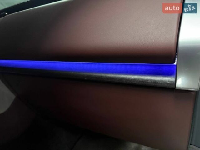 Черный Ленд Ровер Рендж Ровер, объемом двигателя 3 л и пробегом 1 тыс. км за 222500 $, фото 128 на Automoto.ua