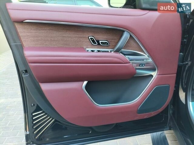 Черный Ленд Ровер Рендж Ровер, объемом двигателя 3 л и пробегом 26 тыс. км за 181611 $, фото 29 на Automoto.ua