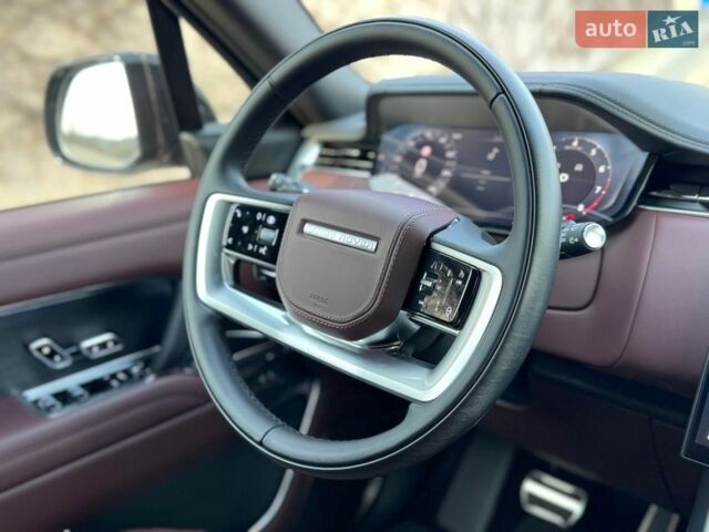 Черный Ленд Ровер Рендж Ровер, объемом двигателя 4.39 л и пробегом 9 тыс. км за 270000 $, фото 43 на Automoto.ua