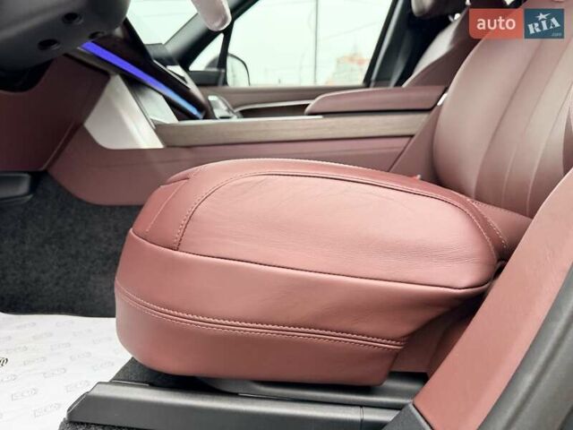 Чорний Ленд Ровер Рендж Ровер, об'ємом двигуна 3 л та пробігом 24 тис. км за 239000 $, фото 24 на Automoto.ua