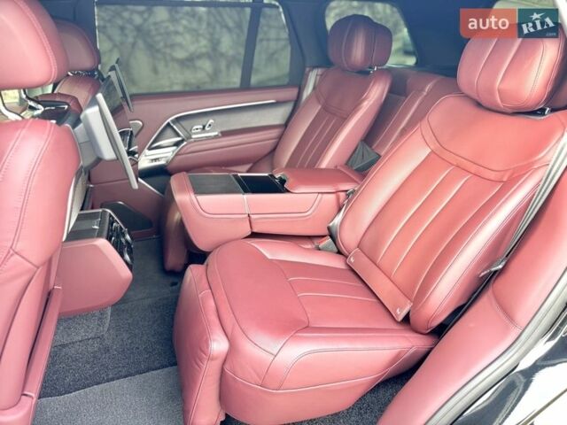 Черный Ленд Ровер Рендж Ровер, объемом двигателя 4.39 л и пробегом 9 тыс. км за 270000 $, фото 29 на Automoto.ua