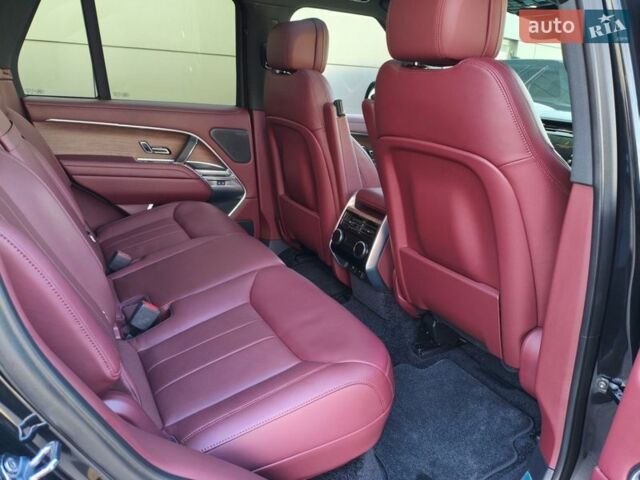 Черный Ленд Ровер Рендж Ровер, объемом двигателя 3 л и пробегом 26 тыс. км за 181611 $, фото 36 на Automoto.ua