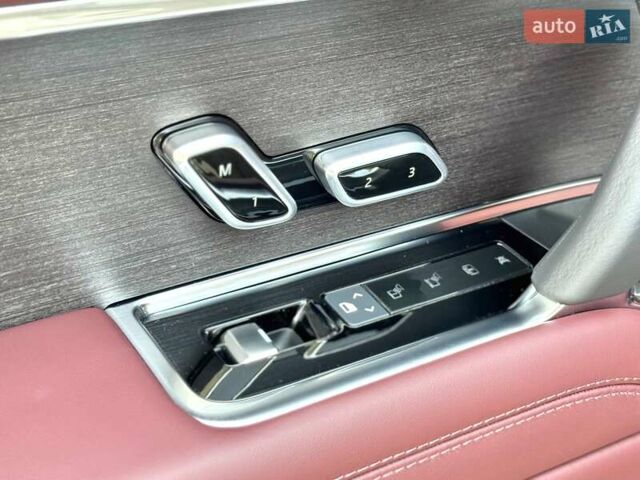 Черный Ленд Ровер Рендж Ровер, объемом двигателя 4.39 л и пробегом 9 тыс. км за 270000 $, фото 25 на Automoto.ua