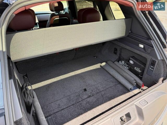Чорний Ленд Ровер Рендж Ровер, об'ємом двигуна 3 л та пробігом 16 тис. км за 215000 $, фото 40 на Automoto.ua