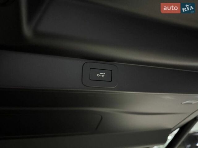 Черный Ленд Ровер Рендж Ровер, объемом двигателя 3 л и пробегом 1 тыс. км за 222500 $, фото 32 на Automoto.ua