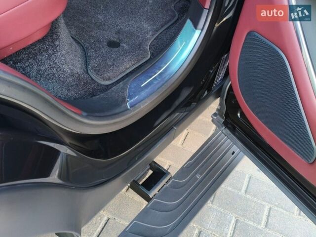 Черный Ленд Ровер Рендж Ровер, объемом двигателя 3 л и пробегом 26 тыс. км за 181611 $, фото 38 на Automoto.ua