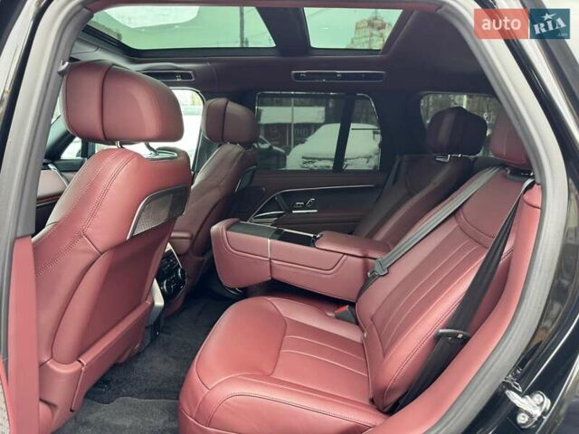 Черный Ленд Ровер Рендж Ровер, объемом двигателя 4.39 л и пробегом 10 тыс. км за 249999 $, фото 28 на Automoto.ua