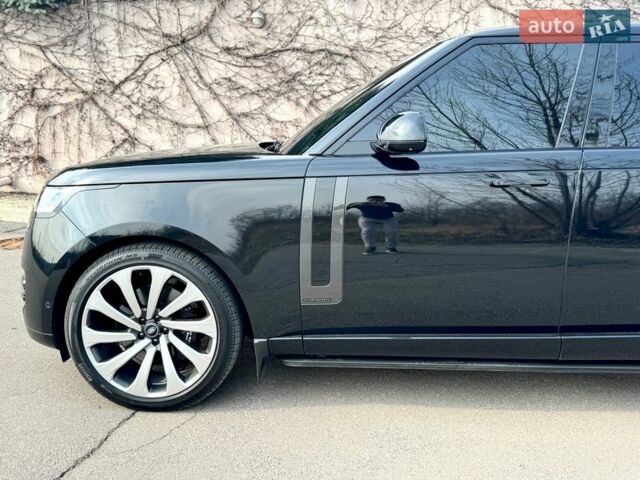 Черный Ленд Ровер Рендж Ровер, объемом двигателя 4.39 л и пробегом 9 тыс. км за 270000 $, фото 5 на Automoto.ua