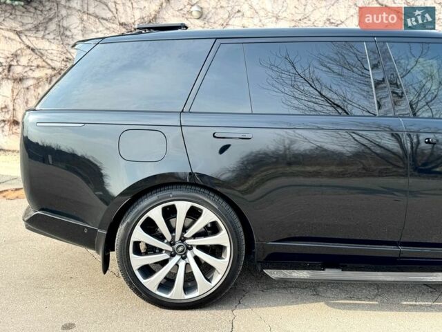 Черный Ленд Ровер Рендж Ровер, объемом двигателя 4.39 л и пробегом 9 тыс. км за 270000 $, фото 12 на Automoto.ua
