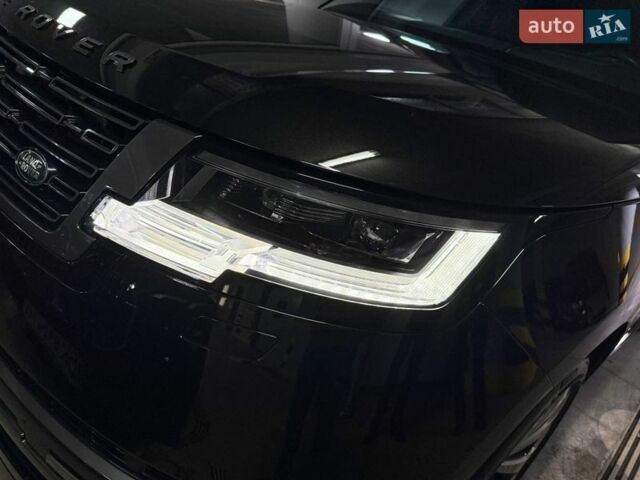 Черный Ленд Ровер Рендж Ровер, объемом двигателя 3 л и пробегом 1 тыс. км за 222500 $, фото 30 на Automoto.ua