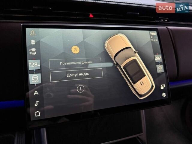 Черный Ленд Ровер Рендж Ровер, объемом двигателя 3 л и пробегом 1 тыс. км за 222500 $, фото 108 на Automoto.ua