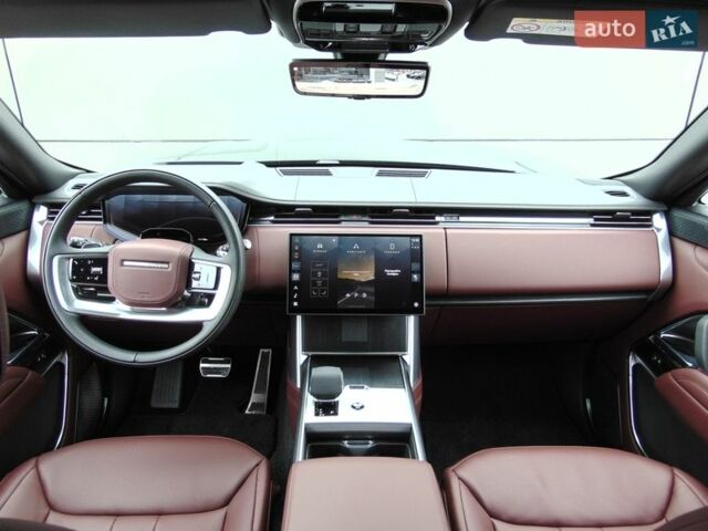 Чорний Ленд Ровер Рендж Ровер, об'ємом двигуна 4.39 л та пробігом 3 тис. км за 245304 $, фото 10 на Automoto.ua