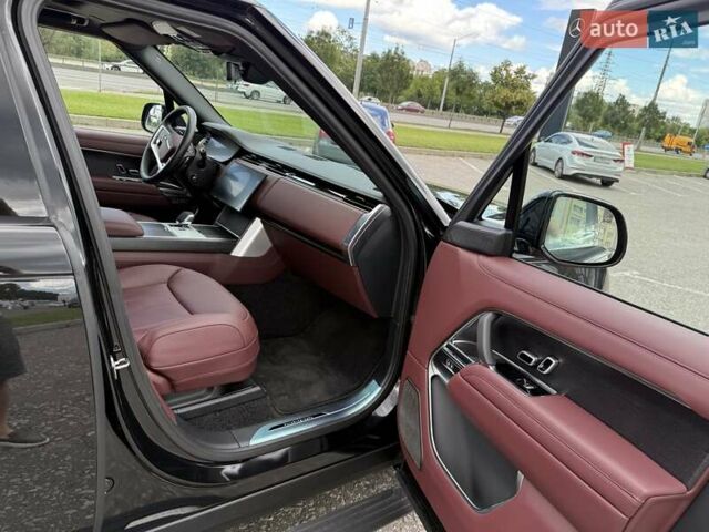 Черный Ленд Ровер Рендж Ровер, объемом двигателя 4.39 л и пробегом 7 тыс. км за 240000 $, фото 21 на Automoto.ua