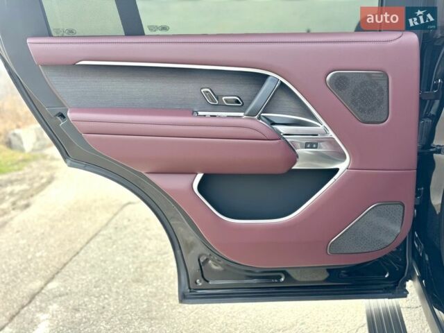 Черный Ленд Ровер Рендж Ровер, объемом двигателя 4.39 л и пробегом 9 тыс. км за 270000 $, фото 24 на Automoto.ua