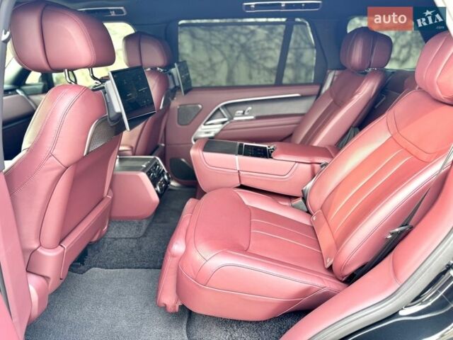 Черный Ленд Ровер Рендж Ровер, объемом двигателя 4.39 л и пробегом 9 тыс. км за 270000 $, фото 27 на Automoto.ua