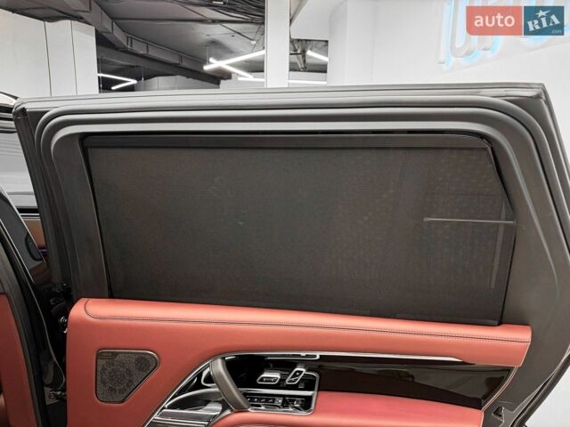 Черный Ленд Ровер Рендж Ровер, объемом двигателя 4.39 л и пробегом 25 тыс. км за 297000 $, фото 33 на Automoto.ua