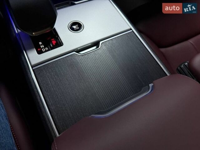 Черный Ленд Ровер Рендж Ровер, объемом двигателя 3 л и пробегом 1 тыс. км за 222500 $, фото 114 на Automoto.ua