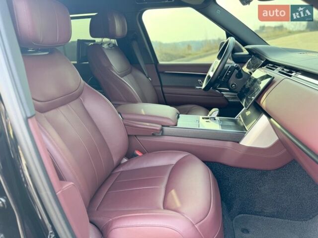 Черный Ленд Ровер Рендж Ровер, объемом двигателя 4.39 л и пробегом 9 тыс. км за 270000 $, фото 40 на Automoto.ua