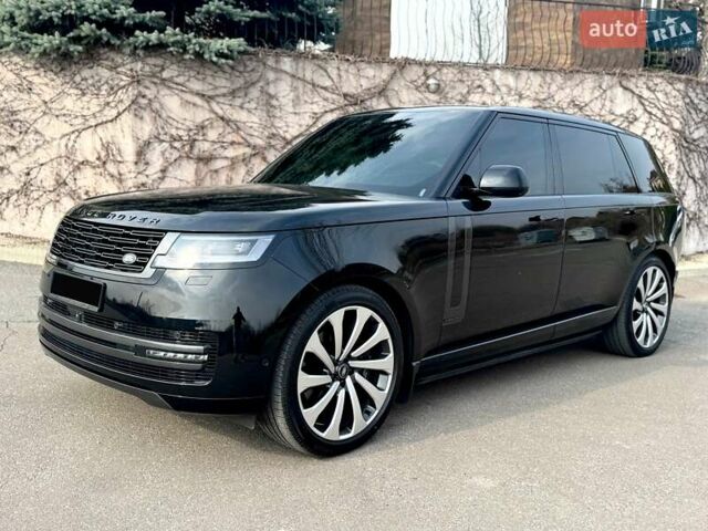 Черный Ленд Ровер Рендж Ровер, объемом двигателя 4.39 л и пробегом 9 тыс. км за 270000 $, фото 3 на Automoto.ua