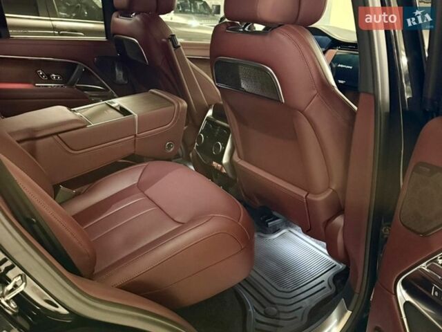 Чорний Ленд Ровер Рендж Ровер, об'ємом двигуна 3 л та пробігом 20 тис. км за 215000 $, фото 27 на Automoto.ua