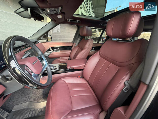 Черный Ленд Ровер Рендж Ровер, объемом двигателя 4.4 л и пробегом 5 тыс. км за 309000 $, фото 27 на Automoto.ua