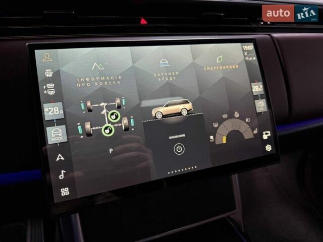 Черный Ленд Ровер Рендж Ровер, объемом двигателя 3 л и пробегом 1 тыс. км за 222500 $, фото 102 на Automoto.ua