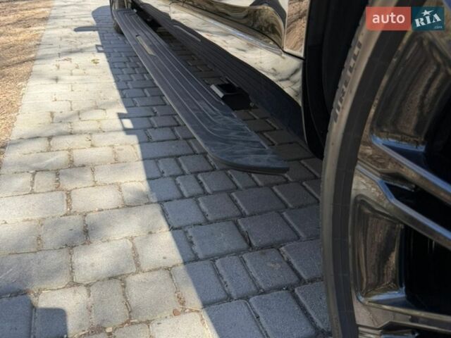 Чорний Ленд Ровер Рендж Ровер, об'ємом двигуна 3 л та пробігом 20 тис. км за 204000 $, фото 21 на Automoto.ua