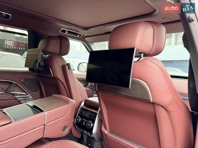 Чорний Ленд Ровер Рендж Ровер, об'ємом двигуна 3 л та пробігом 24 тис. км за 239000 $, фото 36 на Automoto.ua