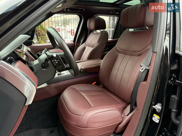 Чорний Ленд Ровер Рендж Ровер, об'ємом двигуна 3 л та пробігом 2 тис. км за 230000 $, фото 11 на Automoto.ua