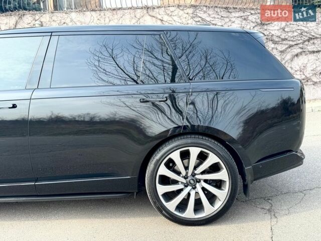 Черный Ленд Ровер Рендж Ровер, объемом двигателя 4.39 л и пробегом 9 тыс. км за 270000 $, фото 6 на Automoto.ua