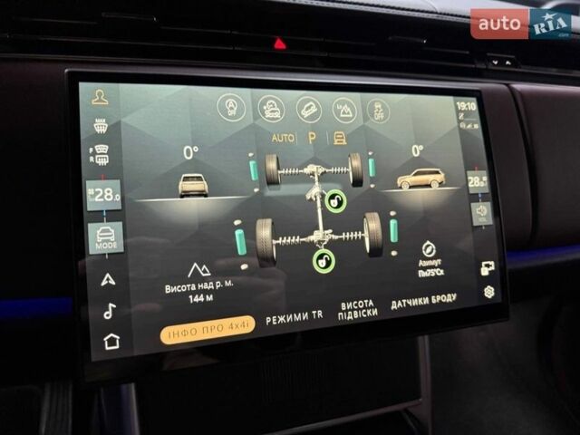 Черный Ленд Ровер Рендж Ровер, объемом двигателя 3 л и пробегом 1 тыс. км за 222500 $, фото 111 на Automoto.ua