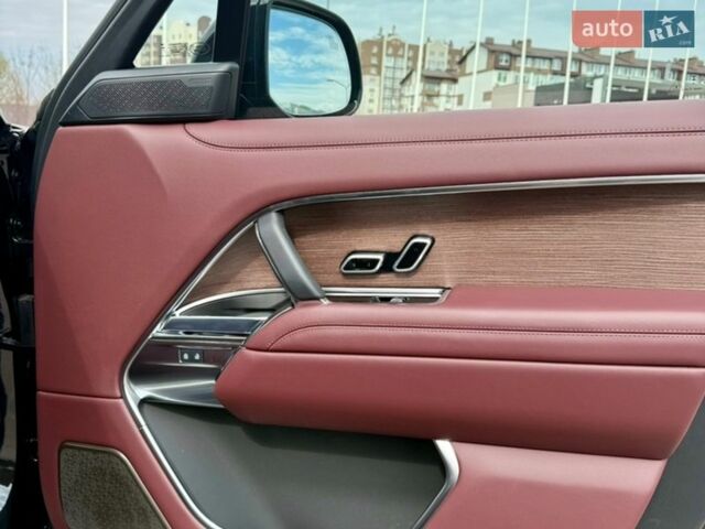 Чорний Ленд Ровер Рендж Ровер, об'ємом двигуна 3 л та пробігом 20 тис. км за 215000 $, фото 32 на Automoto.ua