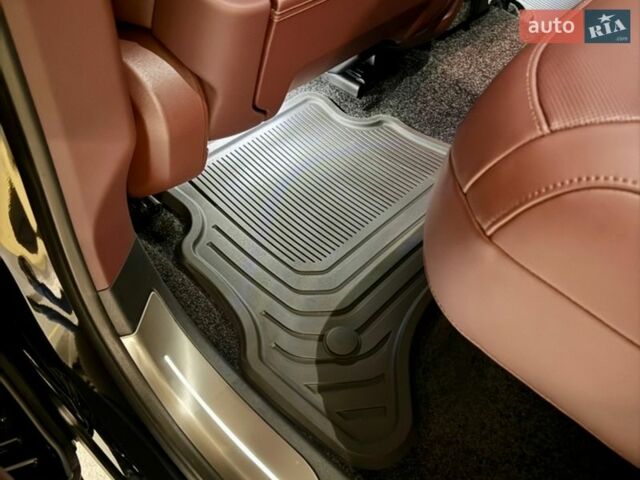 Чорний Ленд Ровер Рендж Ровер, об'ємом двигуна 3 л та пробігом 20 тис. км за 215000 $, фото 29 на Automoto.ua