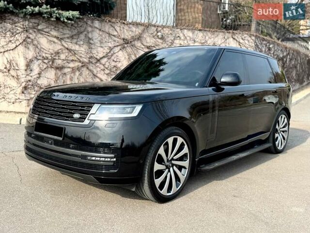 Черный Ленд Ровер Рендж Ровер, объемом двигателя 4.39 л и пробегом 9 тыс. км за 270000 $, фото 1 на Automoto.ua
