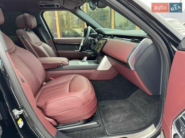 Черный Ленд Ровер Рендж Ровер, объемом двигателя 4.39 л и пробегом 10 тыс. км за 249999 $, фото 33 на Automoto.ua