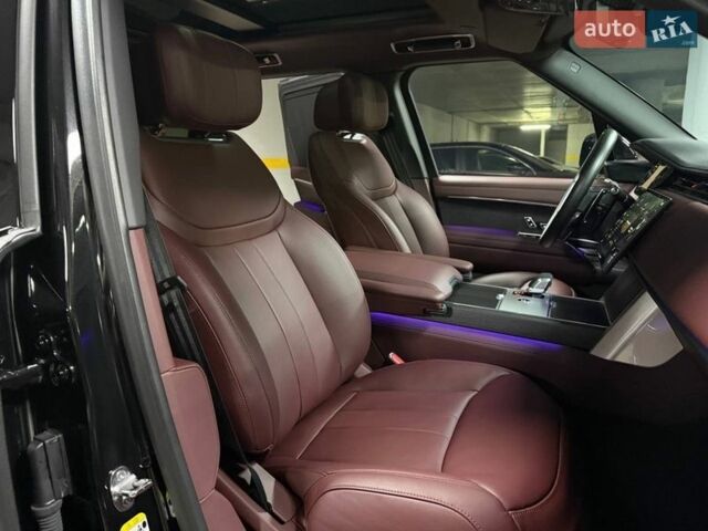 Черный Ленд Ровер Рендж Ровер, объемом двигателя 3 л и пробегом 1 тыс. км за 222500 $, фото 121 на Automoto.ua