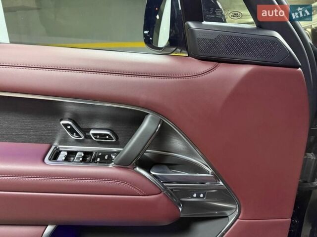 Черный Ленд Ровер Рендж Ровер, объемом двигателя 3 л и пробегом 1 тыс. км за 222500 $, фото 36 на Automoto.ua